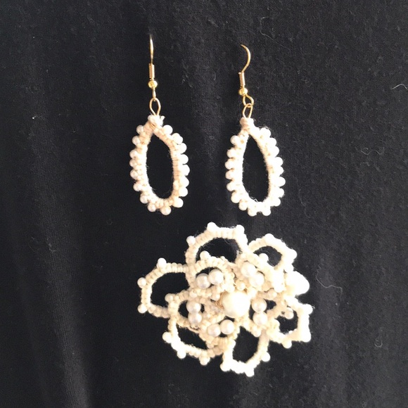 Hand Tatted Pearl & Lace Earring & Brooch - Picture 1 of 8